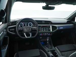 Внедорожник Audi Q3 2026 года, 4177444 рублей, Москва