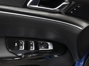 Седан Kia K5 2020 года, 2680000 рублей, Омск