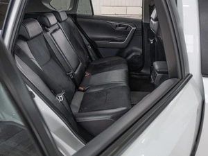 Внедорожник Toyota RAV4 2021 года, 3799000 рублей, Краснодар