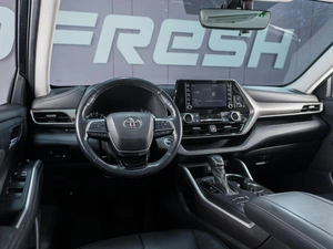 Внедорожник Toyota Highlander 2021 года, 4899000 рублей, Сургут