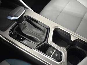 Седан Geely Emgrand 2023 года, 1724200 рублей, Казань