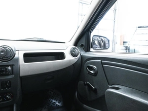 Седан Renault Logan 2010 года, 529000 рублей, Красноярск
