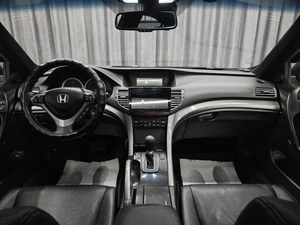 Седан Honda Accord 2008 года, 1370000 рублей, Красноярск