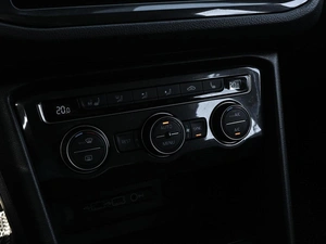 Внедорожник Volkswagen Tiguan 2018 года, 2319000 рублей, Волгоград