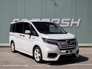 Минивэн Honda Stepwgn Spada 2018 года, 2550000 рублей, Большой Сочи