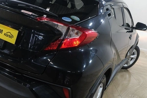 Внедорожник Toyota C-HR 2017 года, 2119000 рублей, Новокузнецк