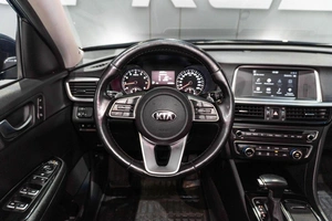 Седан Kia Optima 2018 года, 1879000 рублей, Петрозаводск