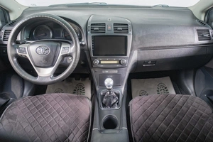 Седан Toyota Avensis 2009 года, 939000 рублей, Томск