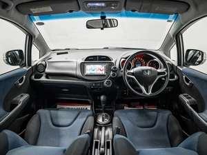 Хетчбэк Honda Fit 2010 года, 850000 рублей, Красноярск