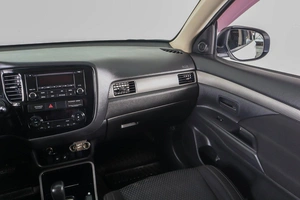 Внедорожник Mitsubishi Outlander 2017 года, 1799000 рублей, Пермь