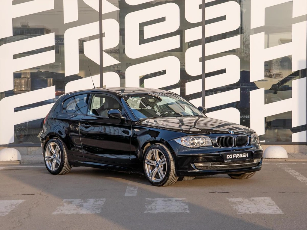 Хетчбэк BMW 1 серия 2010 года, 890000 рублей, Краснодар