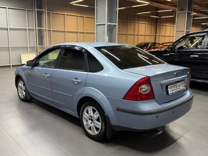Седан Ford Focus 2006 года, 497000 рублей, Красноярск