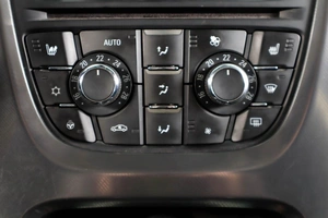 Хетчбэк Opel Astra 2011 года, 769000 рублей, Пермь