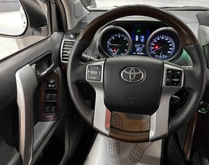 Внедорожник Toyota Land Cruiser Prado 2014 года, 3400000 рублей, Красноярск