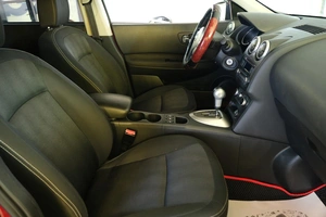 Внедорожник Nissan Qashqai 2011 года, 1049000 рублей, Омск