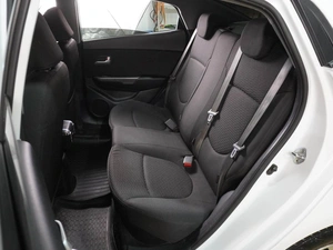 Седан Kia Rio 2014 года, 879000 рублей, Воронеж