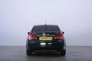 Седан Chevrolet Cruze 2013 года, 679000 рублей, Омск