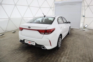 Седан Kia Rio 2021 года, 1545000 рублей, Обнинск