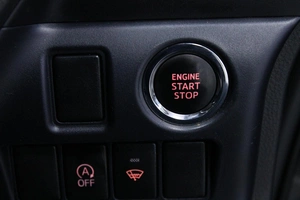 Минивэн Toyota Voxy 2015 года, 1883000 рублей, Солонцы