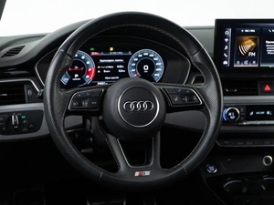 Седан Audi A4 2020 года, 3947444 рублей, Москва