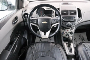 Седан Chevrolet Aveo 2012 года, 659000 рублей, Красноярск