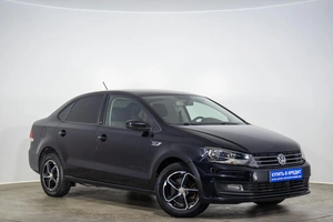 Седан Volkswagen Polo 2016 года, 1039000 рублей, Оренбург