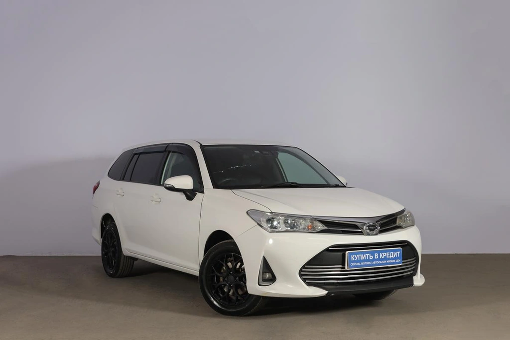 Универсал Toyota Corolla Fielder 2017 года, 1339000 рублей, Новосибирск