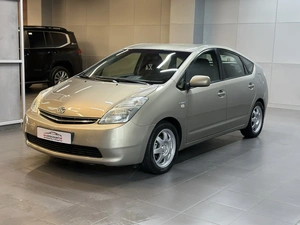 Лифтбек Toyota Prius 2008 года, 947000 рублей, Красноярск
