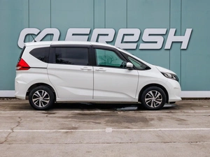 Минивэн Honda Freed 2018 года, 1970000 рублей, Большой Сочи