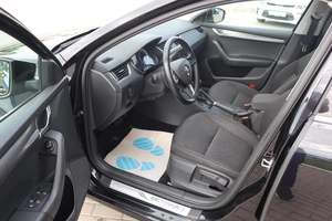 Хэтчбек Skoda Octavia 2020 года, 1900000 рублей, Мирное