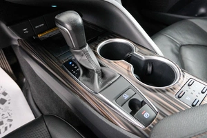 Седан Toyota Camry 2020 года, 3599000 рублей, Красноярск