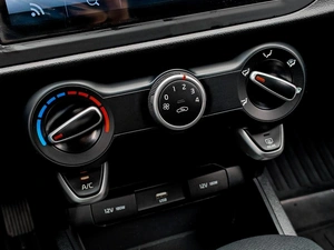 Седан Kia Rio 2021 года, 1595000 рублей, Краснодар