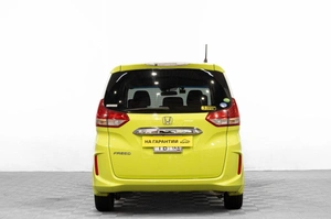 Минивэн Honda Freed 2017 года, 1639000 рублей, Барнаул