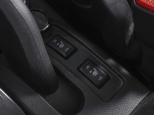 Седан Nissan Tiida 2010 года, 660000 рублей, Ростов-на-Дону