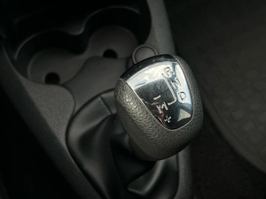 Хетчбэк Renault Sandero Stepway 2015 года, 985000 рублей, Ижевск