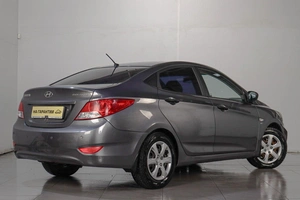 Седан Hyundai Solaris 2012 года, 879000 рублей, Челябинск