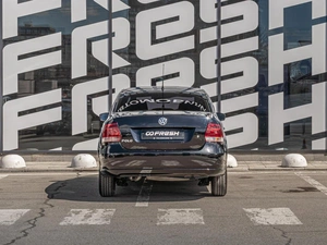 Седан Volkswagen Polo 2011 года, 730000 рублей, Краснодар