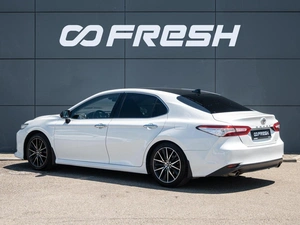 Седан Toyota Camry 2018 года, 2340000 рублей, Краснодар
