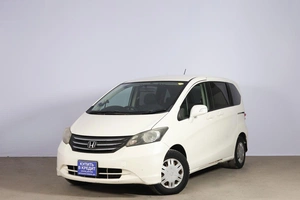 Минивэн Honda Freed 2008 года, 959000 рублей, Новосибирск