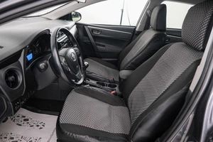 Седан Toyota Corolla 2017 года, 1549000 рублей, Красноярск