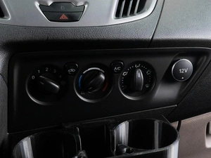 Минивэн Ford Tourneo Custom 2017 года, 2139000 рублей, Тюмень