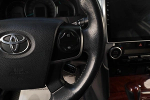 Седан Toyota Camry 2013 года, 1539000 рублей, Челябинск