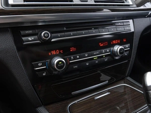 Седан BMW 7 серия 2014 года, 1976000 рублей, Волгоград