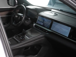 Внедорожник Geely Xingyue L 2025 года, 3685000 рублей, Красный Пахарь