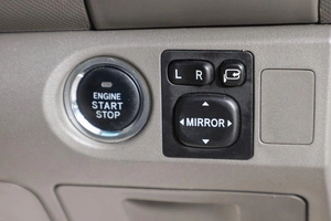 Хетчбэк Toyota Vitz 2010 года, 749000 рублей, Новосибирск