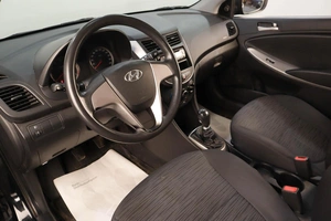 Седан Hyundai Solaris 2016 года, 759000 рублей, Челябинск