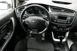 Хетчбэк Kia Ceed 2018 года, 1359000 рублей, Омск