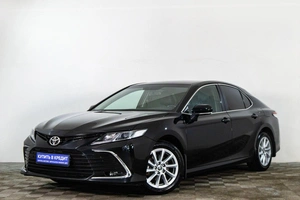 Седан Toyota Camry 2021 года, 2649000 рублей, Сургут