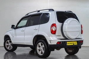 Внедорожник Chevrolet Niva 2013 года, 539000 рублей, Челябинск