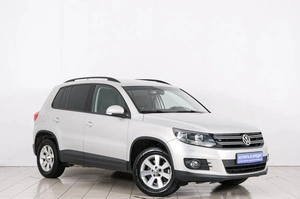 Внедорожник Volkswagen Tiguan 2013 года, 1299000 рублей, Красноярск